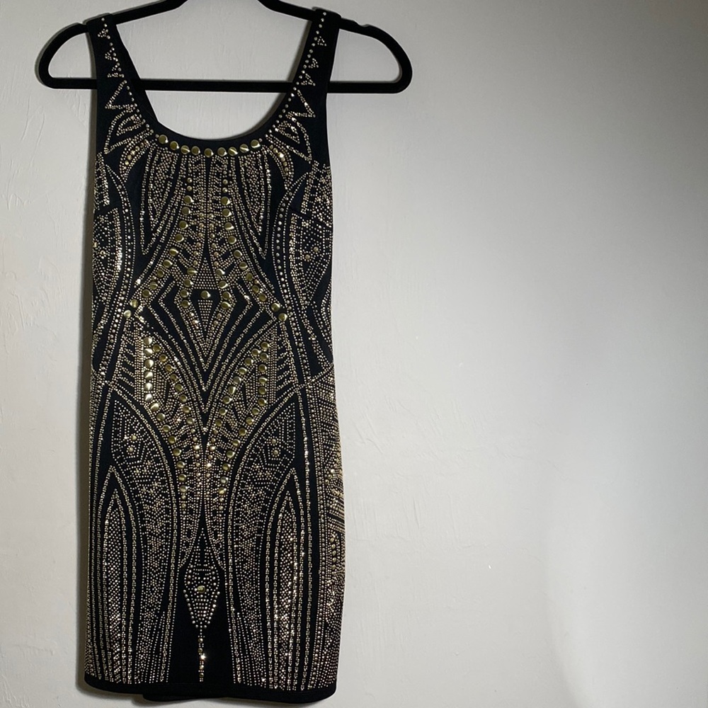 Alexia Admor. Sleeveless black with gold aluminum bead mini Dress. Size XS